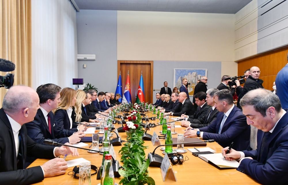 Prezident İlham Əliyevin Serbiya Prezidenti Aleksandar Vuçiç ilə geniş tərkibdə görüşü olub (FOTO/VİDEO) (YENİLƏNİB)