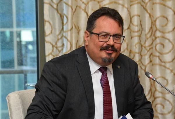 Aİ Azərbaycanın vətəndaş cəmiyyəti ilə əməkdaşlığa xüsusi diqqət ayırır - Peter Mixalko