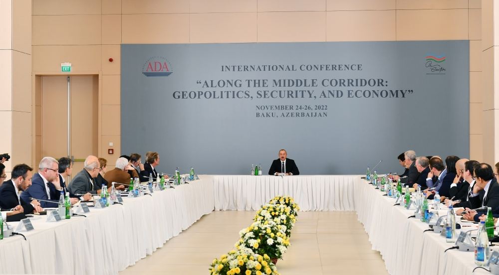 Prezident İlham Əliyev Bakıda keçirilən “Orta Dəhliz boyunca: geopolitika, təhlükəsizlik və iqtisadiyyat” mövzusunda beynəlxalq konfransda iştirak edib (FOTO/VİDEO) (YENİLƏNİB-6)
