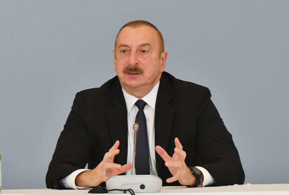 Prezident İlham Əliyev Bakıda keçirilən “Orta Dəhliz boyunca: geopolitika, təhlükəsizlik və iqtisadiyyat” mövzusunda beynəlxalq konfransda iştirak edib (FOTO/VİDEO) (YENİLƏNİB-6)