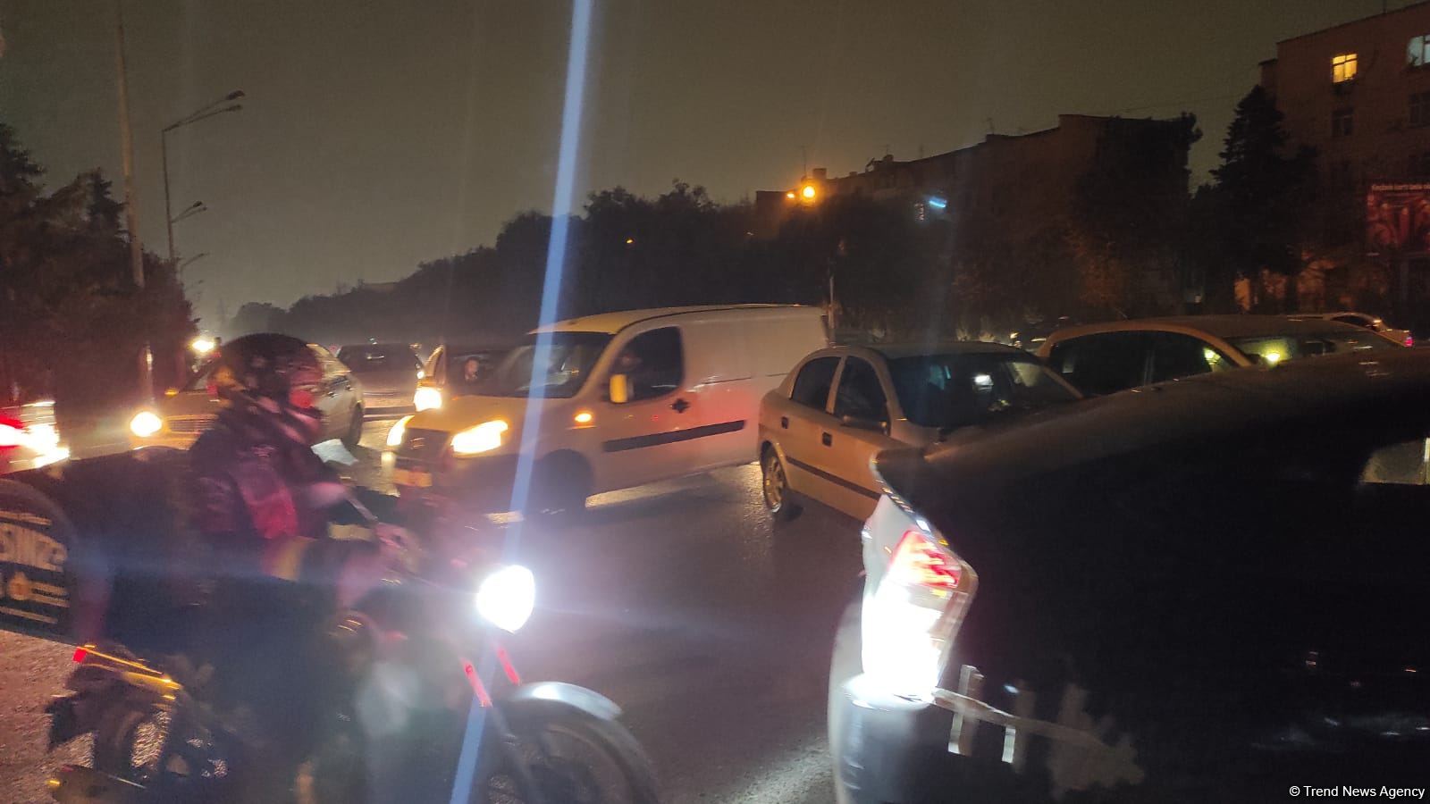 Bakıda 4 avtomobilin iştirakı yol qəzası olub (FOTO)