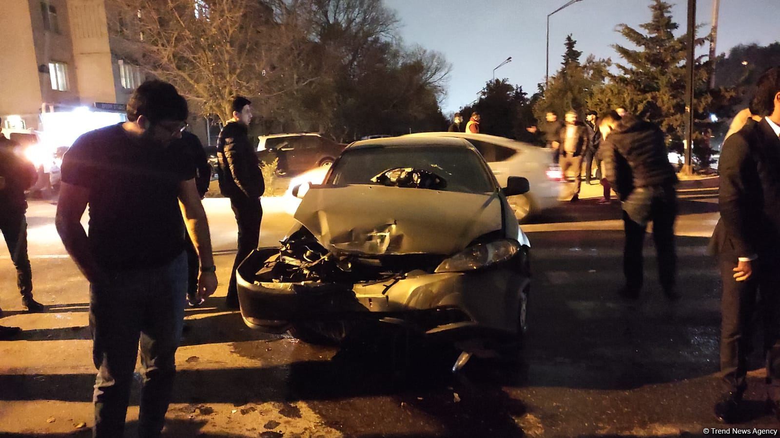 Bakıda 4 avtomobilin iştirakı yol qəzası olub (FOTO)