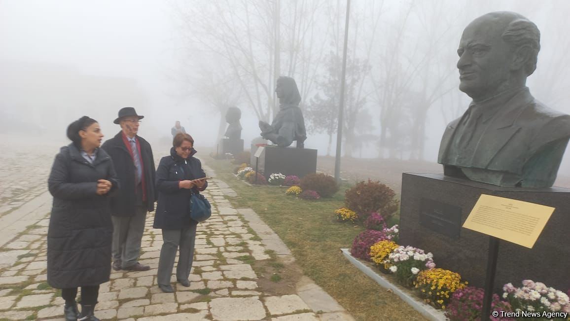 Fransada yaşayan azərbaycanlı tədqiqatçılar Şuşadan sonra Füzulidə olublar (FOTO) (ƏLAVƏ OLUNUB)