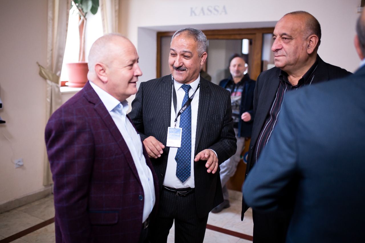 “4.4 Qısa Tamaşalar Festivalı” davam edir (FOTO)