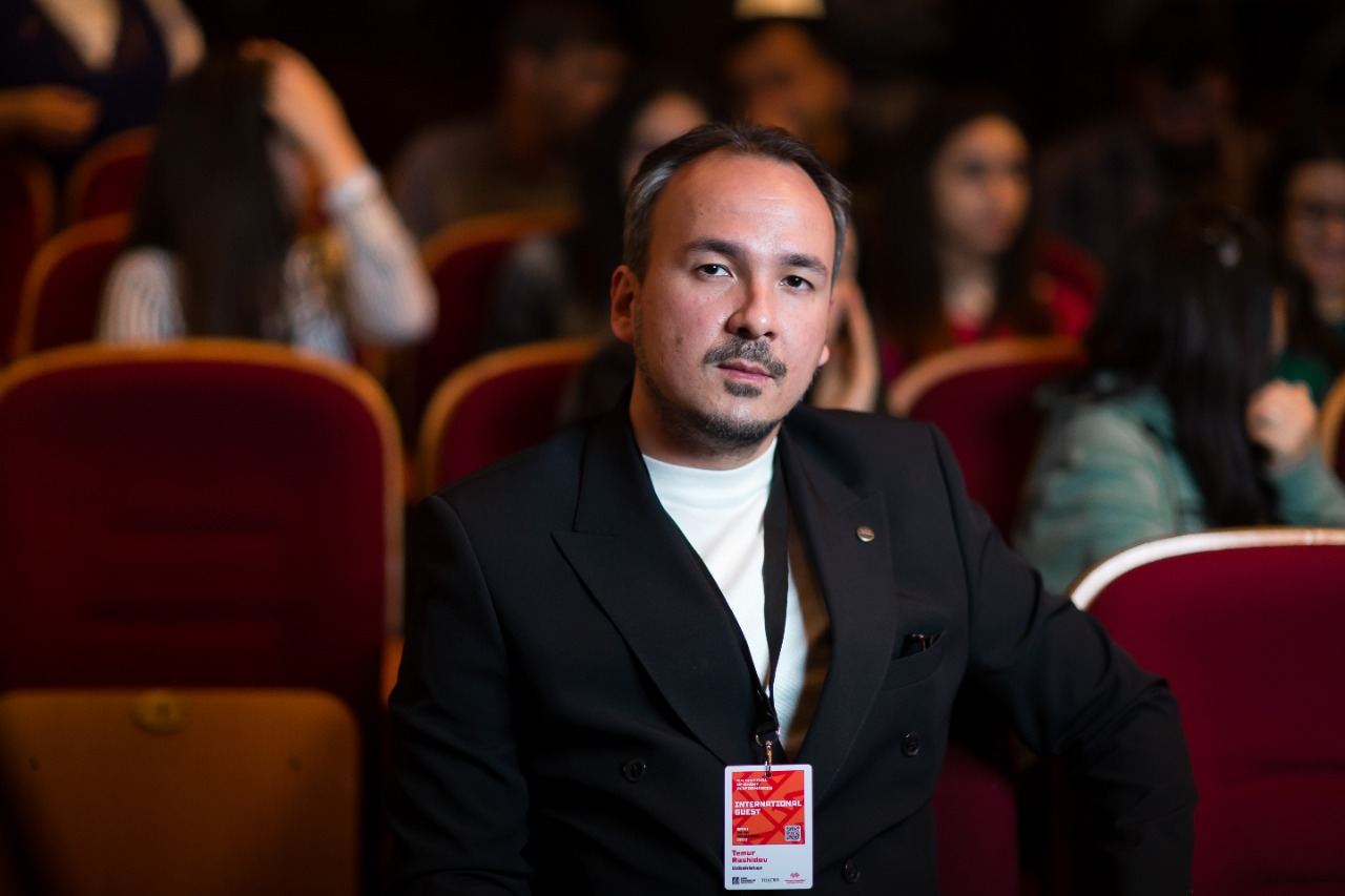“4.4 Qısa Tamaşalar Festivalı” davam edir (FOTO)
