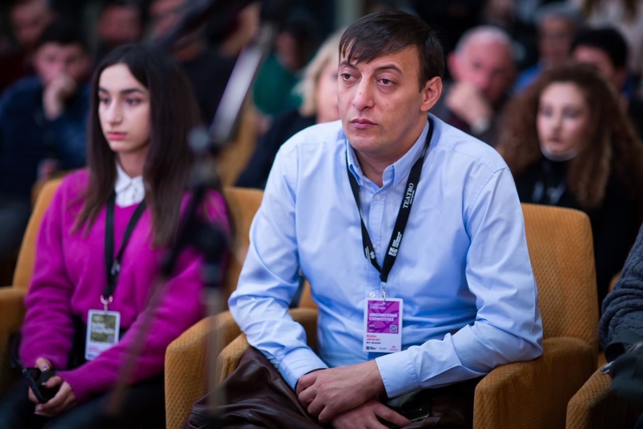 “4.4 Qısa Tamaşalar Festivalı” davam edir (FOTO)