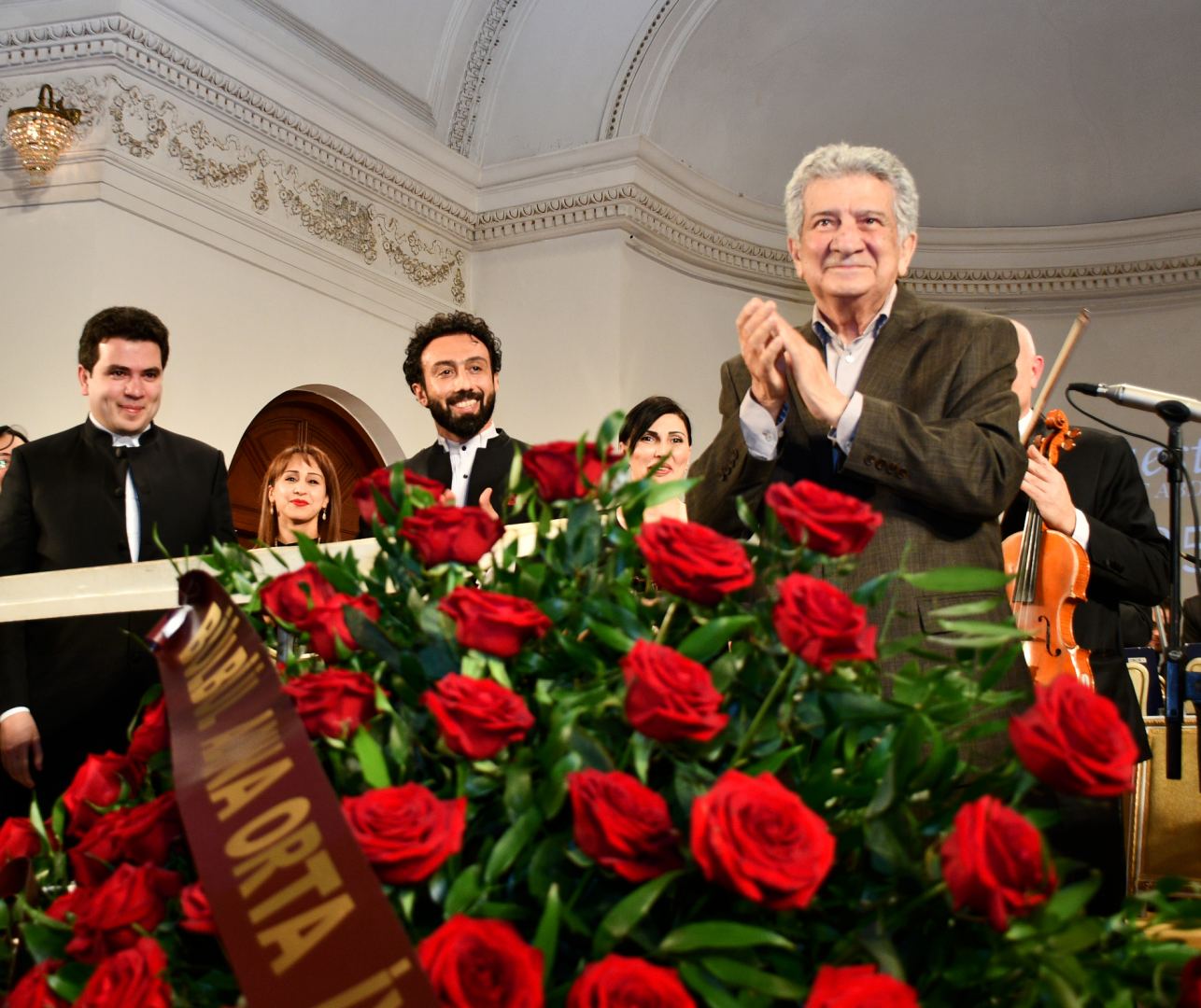 Maestro Rauf Abdullayevin 85 illiyinə həsr olunmuş yubiley gecəsi keçirilib (FOTO)