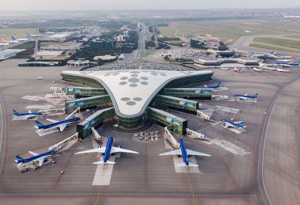 Heydər Əliyev Beynəlxalq Aeroportunda dörd milyondan artıq sərnişinə xidmət göstərilib