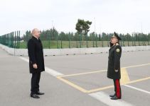 Prezident İlham Əliyev yeni alınmış xüsusi təyinatlı texnikalar və təcili tibbi yardım avtomobilləri ilə tanış olub (FOTO) (YENİLƏNİB)