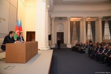 Hikmət Hacıyev Şuşa-Xankəndi yolunda mövcud vəziyyət barədə diplomatik nümayəndəliklərin rəhbərlərinə məlumat verib