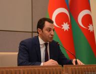 Hikmət Hacıyev Şuşa-Xankəndi yolunda mövcud vəziyyət barədə diplomatik nümayəndəliklərin rəhbərlərinə məlumat verib