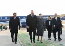 Prezident İlham Əliyev və Birinci xanım Mehriban Əliyeva Türkmənistana səfərə gəlib (FOTO/VİDEO)