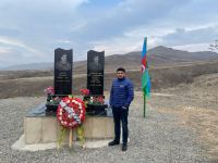 Övladları Milli Qəhrəman Əliyar Əliyevin məzarını ziyarət edib (FOTO)