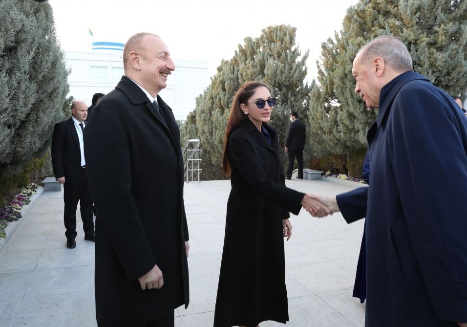 Prezident İlham Əliyevin Türkmənistana səfəri başa çatıb (FOTO/VİDEO)
