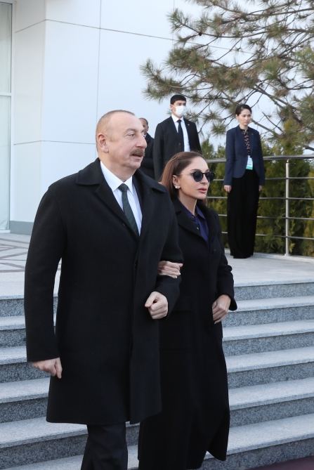 Prezident İlham Əliyevin Türkmənistana səfəri başa çatıb (FOTO/VİDEO)
