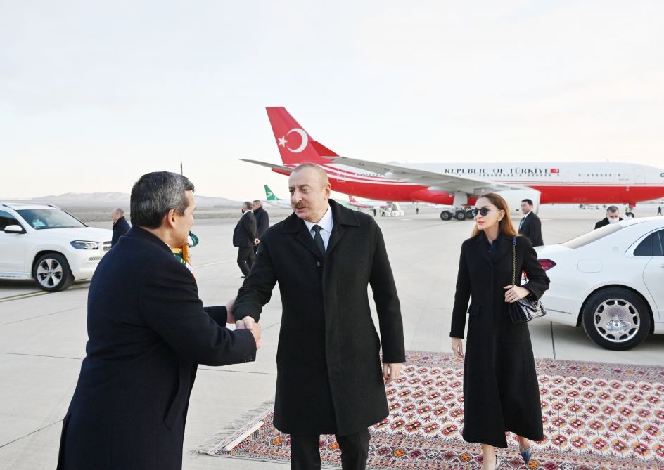 Prezident İlham Əliyevin Türkmənistana səfəri başa çatıb (FOTO/VİDEO)