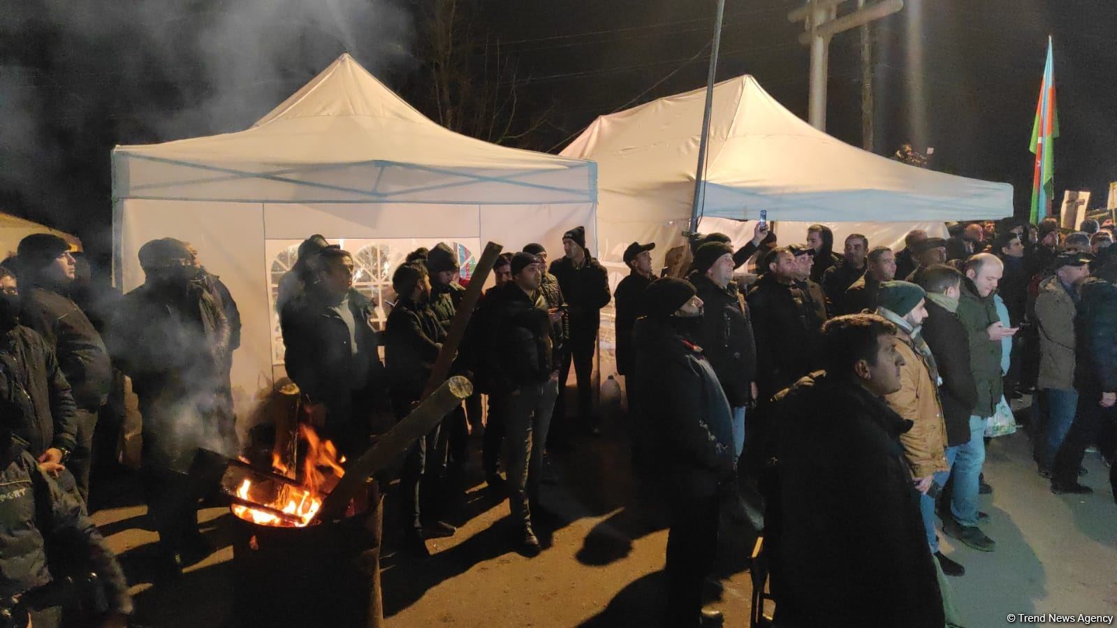 Aksiya iştirakçıları və sülhməramlılar dünya çempionatının oyununu birlikdə izləyir (FOTO/VİDEO)