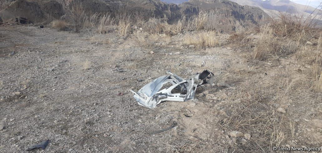 Kəlbəcərdə minaya düşən texnikaların görüntüləri (FOTO/VİDEO)