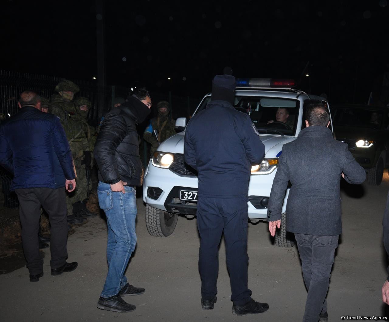 Şuşa-Xankəndi yolundan növbəti dəfə sülhməramlılara məxsus təminat avtomobilləri keçib (FOTO/VİDEO)
