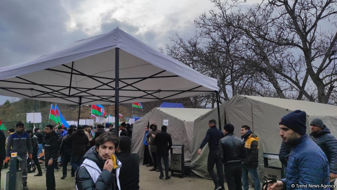 Ermənilərin daha bir yalanı ifşa olundu: Çadırlar əslində niyə aparılır? (FOTO)
