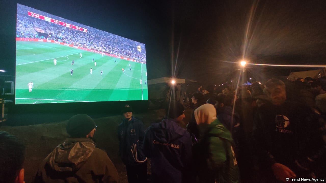 Aksiya iştirakçıları və sülhməramlılar dünya çempionatının final oyununu birlikdə izləyib (FOTO/VİDEO)