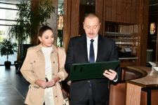 Prezident İlham Əliyev və Birinci xanım Mehriban Əliyeva “The Ritz-Carlton Baku” otelinin açılışında iştirak ediblər (YENİLƏNİB) (FOTO/VİDEO)
