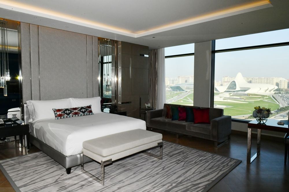 Prezident İlham Əliyev və Birinci xanım Mehriban Əliyeva “The Ritz-Carlton Baku” otelinin açılışında iştirak ediblər (YENİLƏNİB) (FOTO/VİDEO)