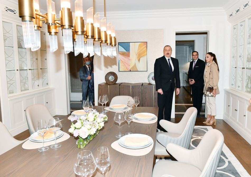 Prezident İlham Əliyev və Birinci xanım Mehriban Əliyeva “The Ritz-Carlton Baku” otelinin açılışında iştirak ediblər (YENİLƏNİB) (FOTO/VİDEO)