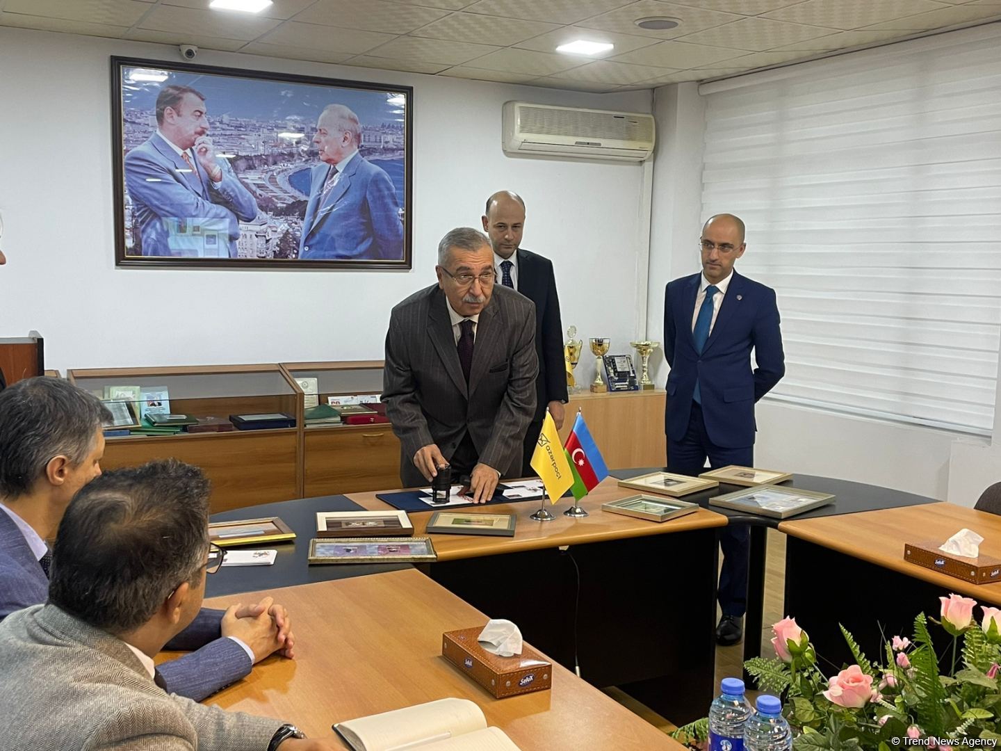 "Azərpoçt" "Şuşa ili"nə həsr olunmuş markalar kolleksiyası buraxır (FOTO)