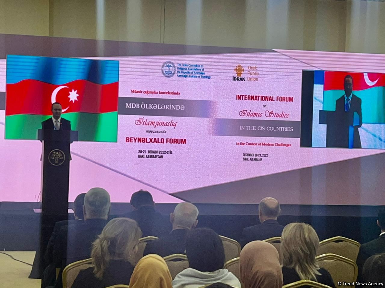 “Müasir çağırışlar kontekstində MDB ölkələrində islamşünaslıq” mövzusunda beynəlxalq forum öz işinə başlayıb (FOTO)