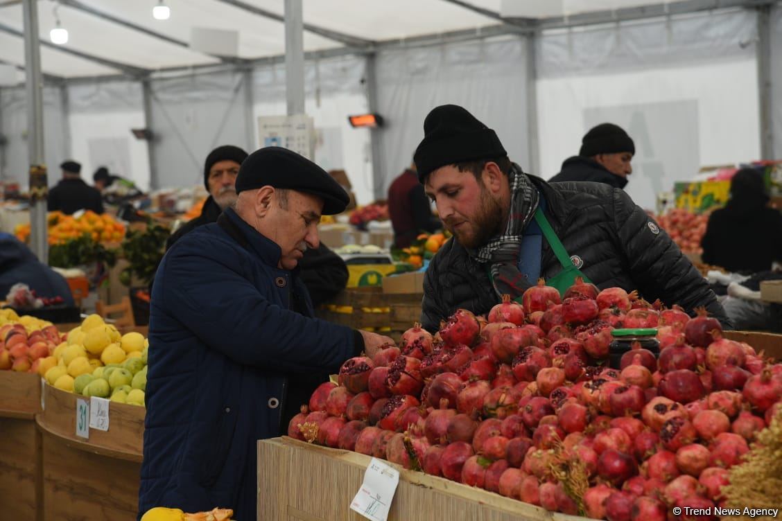 Yeni il yarmarkalarında qiymətlər necə dəyişir? (FOTO)