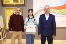 “Doğma diyar-Azərbaycan” respublika uşaq rəsm müsabiqəsinin yekun sərgisi (FOTO)