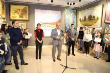 “Doğma diyar-Azərbaycan” respublika uşaq rəsm müsabiqəsinin yekun sərgisi (FOTO)