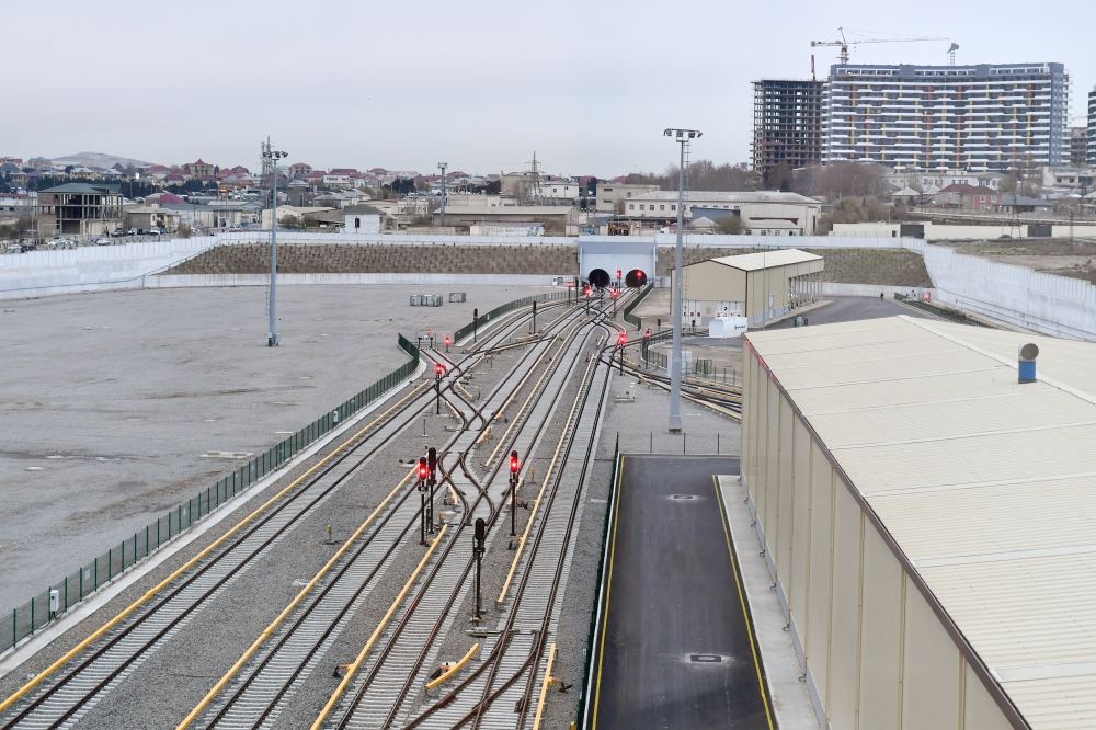 Prezident İlham Əliyev Bakı Metropoliteninin “Xocəsən” elektrik deposunun və stansiyasının açılışında iştirak edib (FOTO) (YENİLƏNİB)