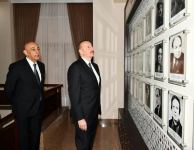 Prezident İlham Əliyev Qərbi Azərbaycan İcmasının inzibati binasında yaradılan şəraitlə tanış olub (FOTO/VİDEO) (YENİLƏNİB)