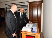Prezident İlham Əliyev Qərbi Azərbaycan İcmasının inzibati binasında yaradılan şəraitlə tanış olub (FOTO/VİDEO) (YENİLƏNİB)