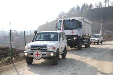 BQXK-nın daha üç avtomobili Laçın yolundan maneəsiz hərəkət edib (FOTO/VİDEO)