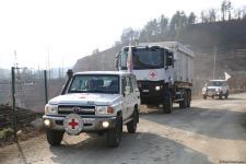 BQXK-nın daha üç avtomobili Laçın yolundan maneəsiz hərəkət edib (FOTO/VİDEO)