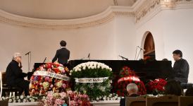 Filarmoniyada Fərhad Bədəlbəyli və Murad Adıgözəlzadənin konserti olub (FOTO/VİDEO)