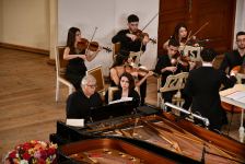 Filarmoniyada Fərhad Bədəlbəyli və Murad Adıgözəlzadənin konserti olub (FOTO/VİDEO)