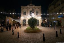 İçərişəhərin küçələrində bayram ab-havası (FOTO)