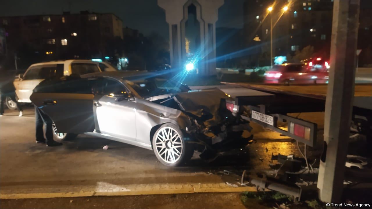 Bakıda 3 avtomobilin iştirakı ilə qəza olub