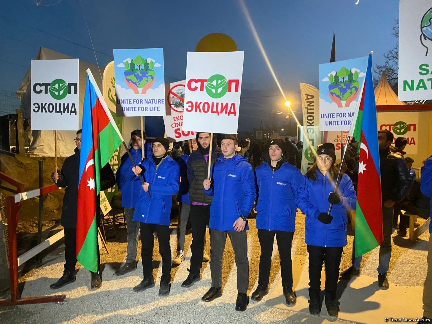 Laçın yolunda etiraz aksiyası davam edir  - Erməni yalanının növbəti ifşası (FOTO)