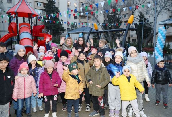 Heydər Əliyev Fondunun vitse-prezidenti Leyla Əliyeva “Bizim həyət” layihəsi çərçivəsində növbəti həyətin açılışında iştirak edib (FOTO)