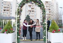 Heydər Əliyev Fondunun vitse-prezidenti Leyla Əliyeva “Bizim həyət” layihəsi çərçivəsində növbəti həyətin açılışında iştirak edib (FOTO)