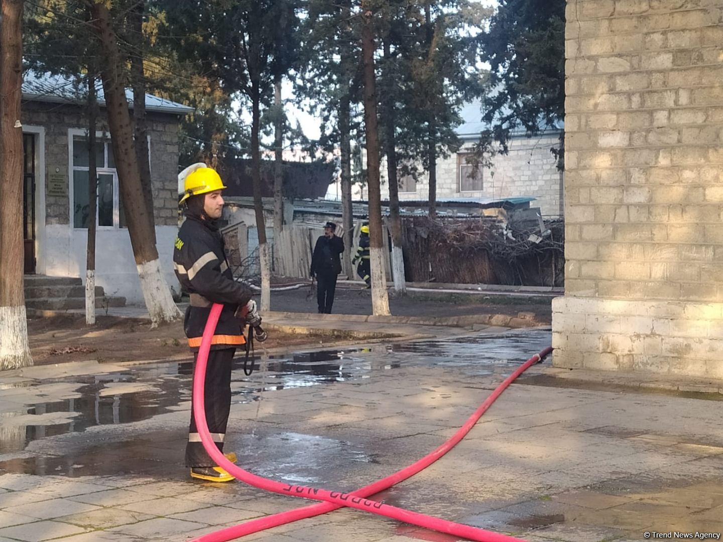 Bərdədə qocalar evində yanğın baş verib (FOTO)