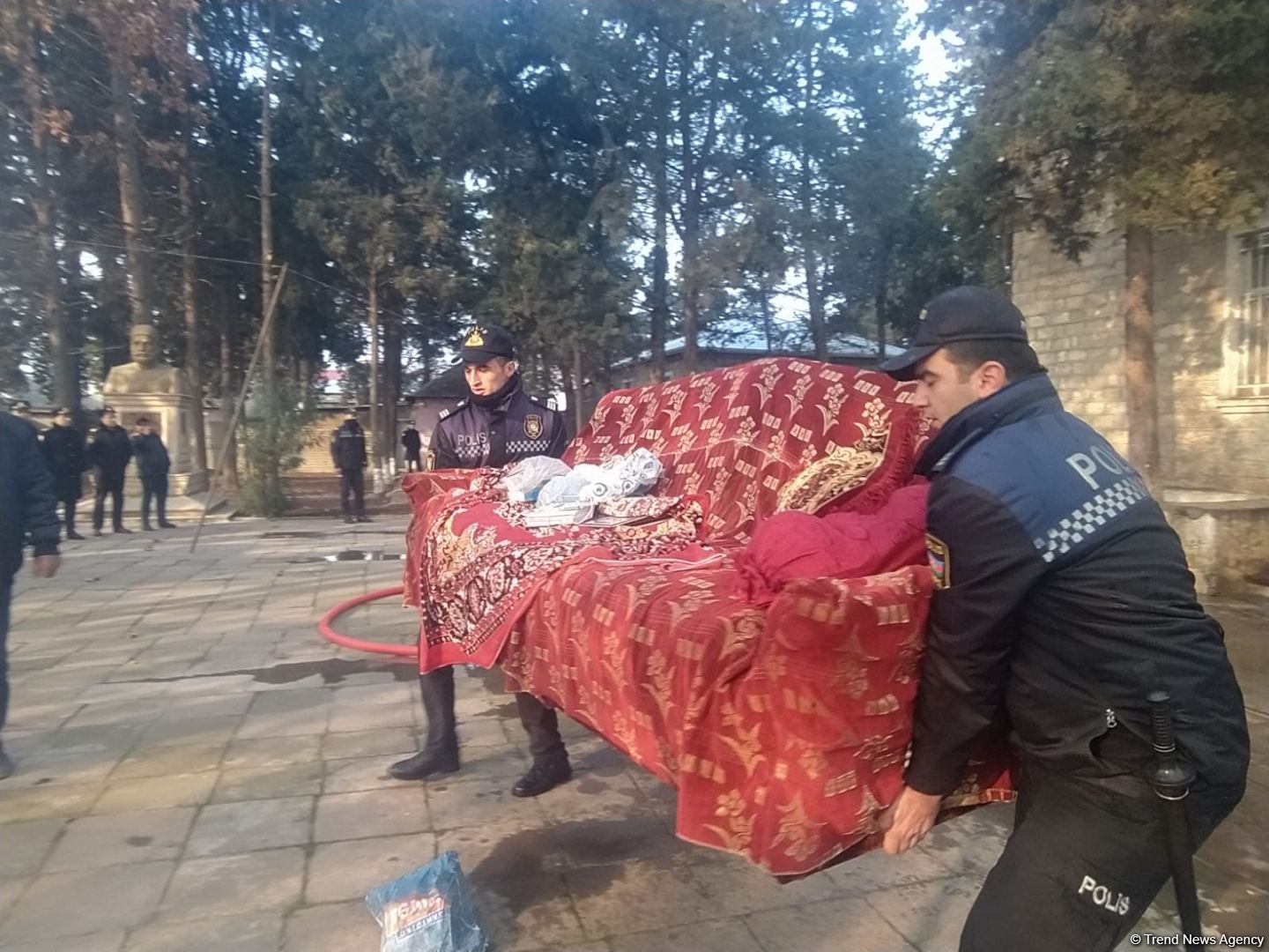 Bərdədə qocalar evində yanğın baş verib (FOTO)