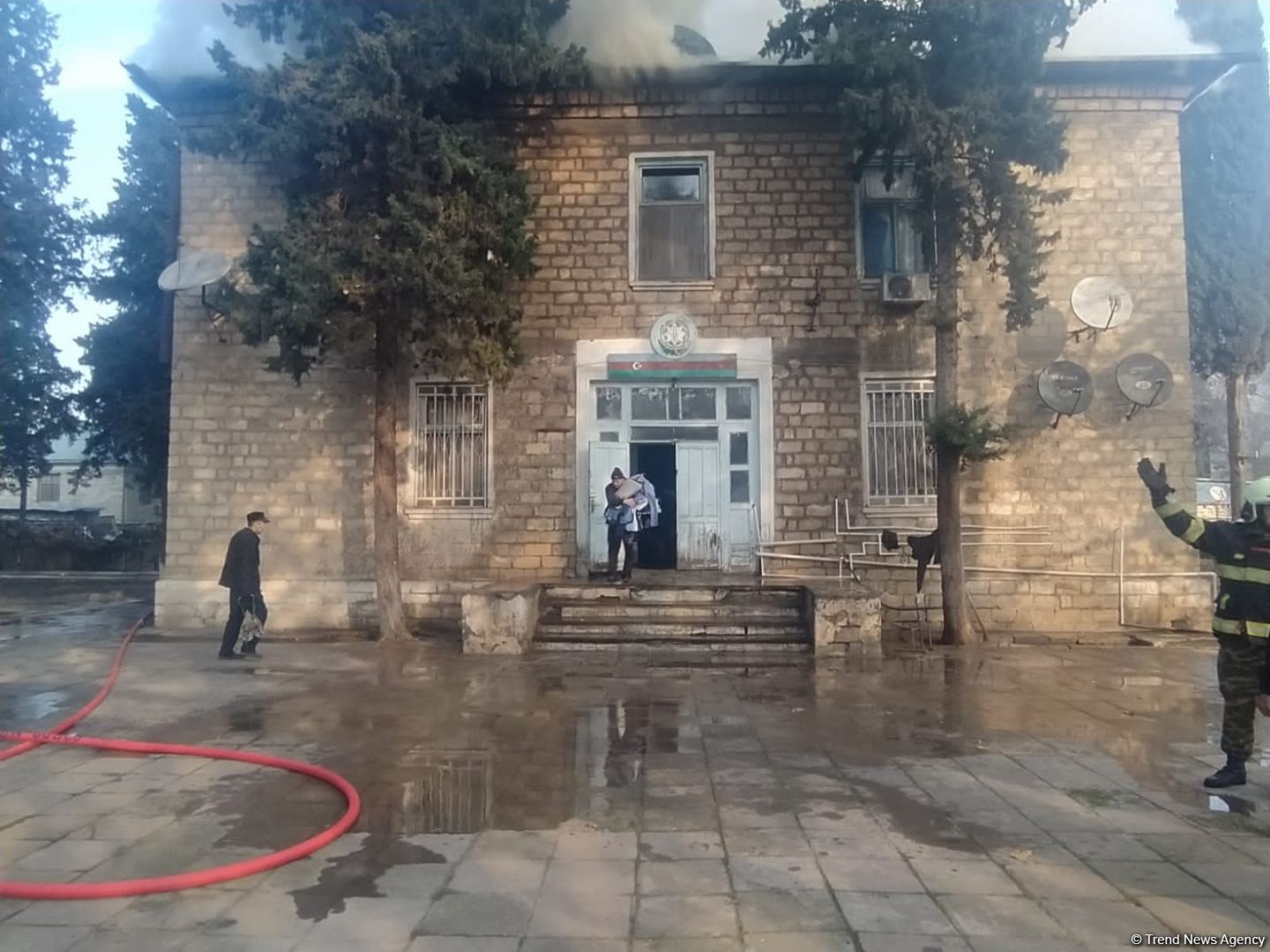 Bərdədə qocalar evində yanğın baş verib (FOTO)