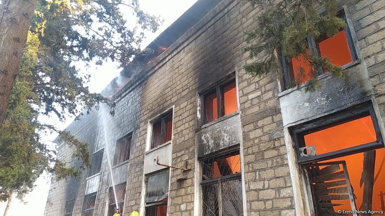 Bərdədə qocalar evində yanğın baş verib (FOTO)