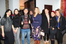 İçərişəhər Qarabağ xalçaları ilə - Yeni il gözəl əhval-ruhiyyə ilə (FOTO)